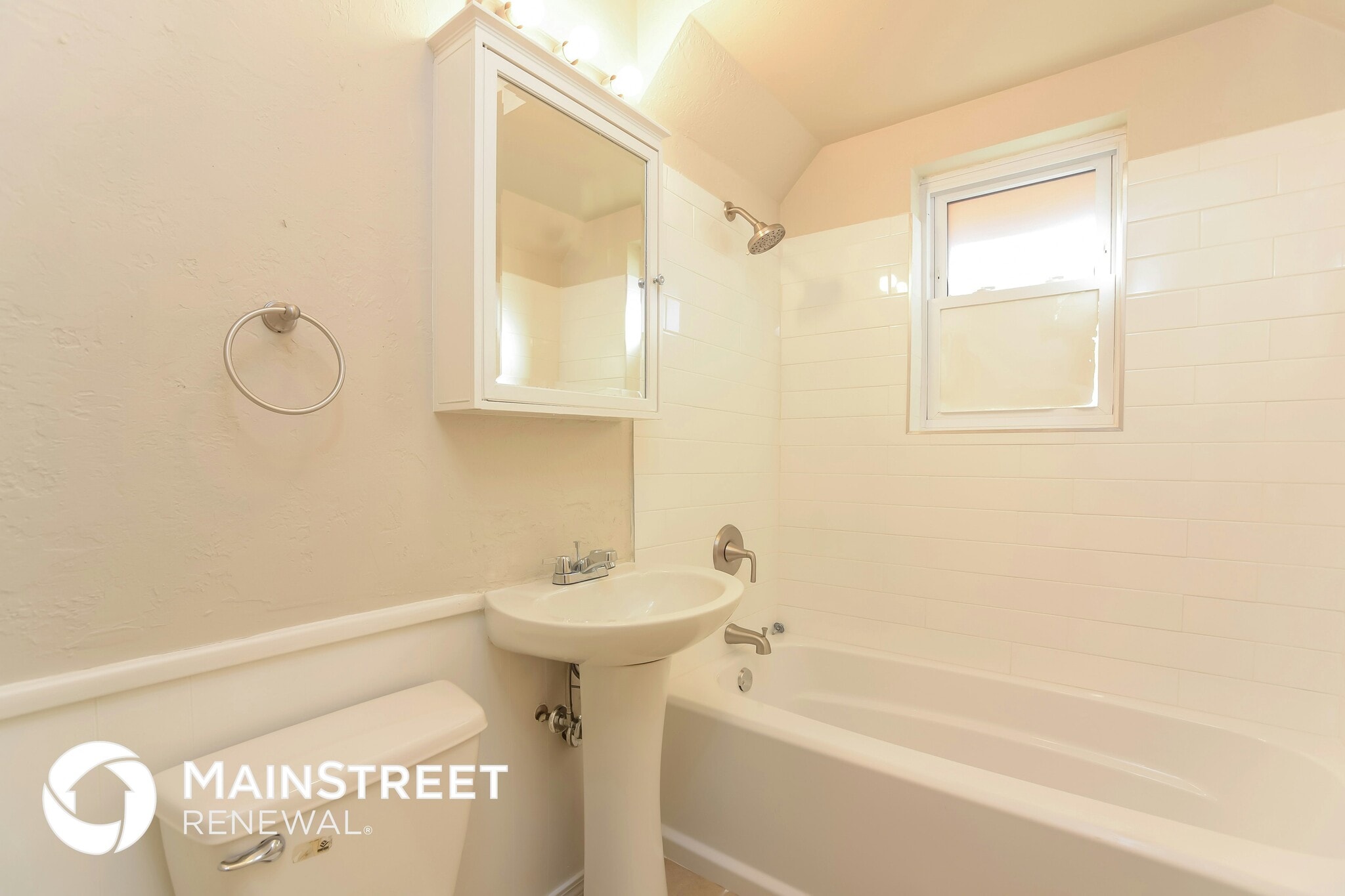 Building Photo - 309 S Dallas Ave