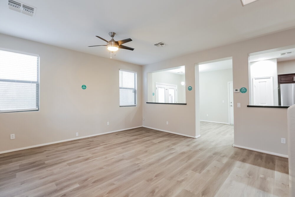 Building Photo - 7032 S 7th Ln