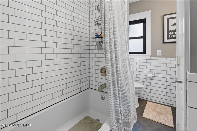 Building Photo - 1135 Asbury Ave