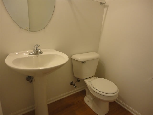 Building Photo - 1906 Landings Ct