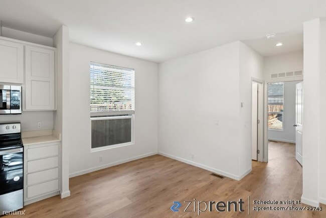 Building Photo - 3 br, 2 bath House - 1133 Lovell Ave, Camp...