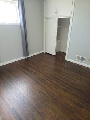Building Photo - "Spacious 3-Bedroom Gem with 2300 Sq Ft in...