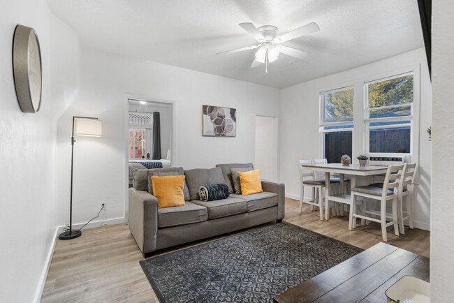 Building Photo - Charming 2-Bedroom Duplex Steps from Liber...