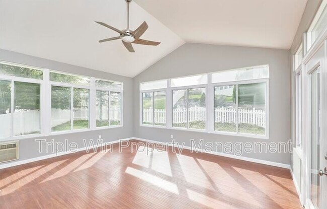 Building Photo - 4310 Castle Rock Ct