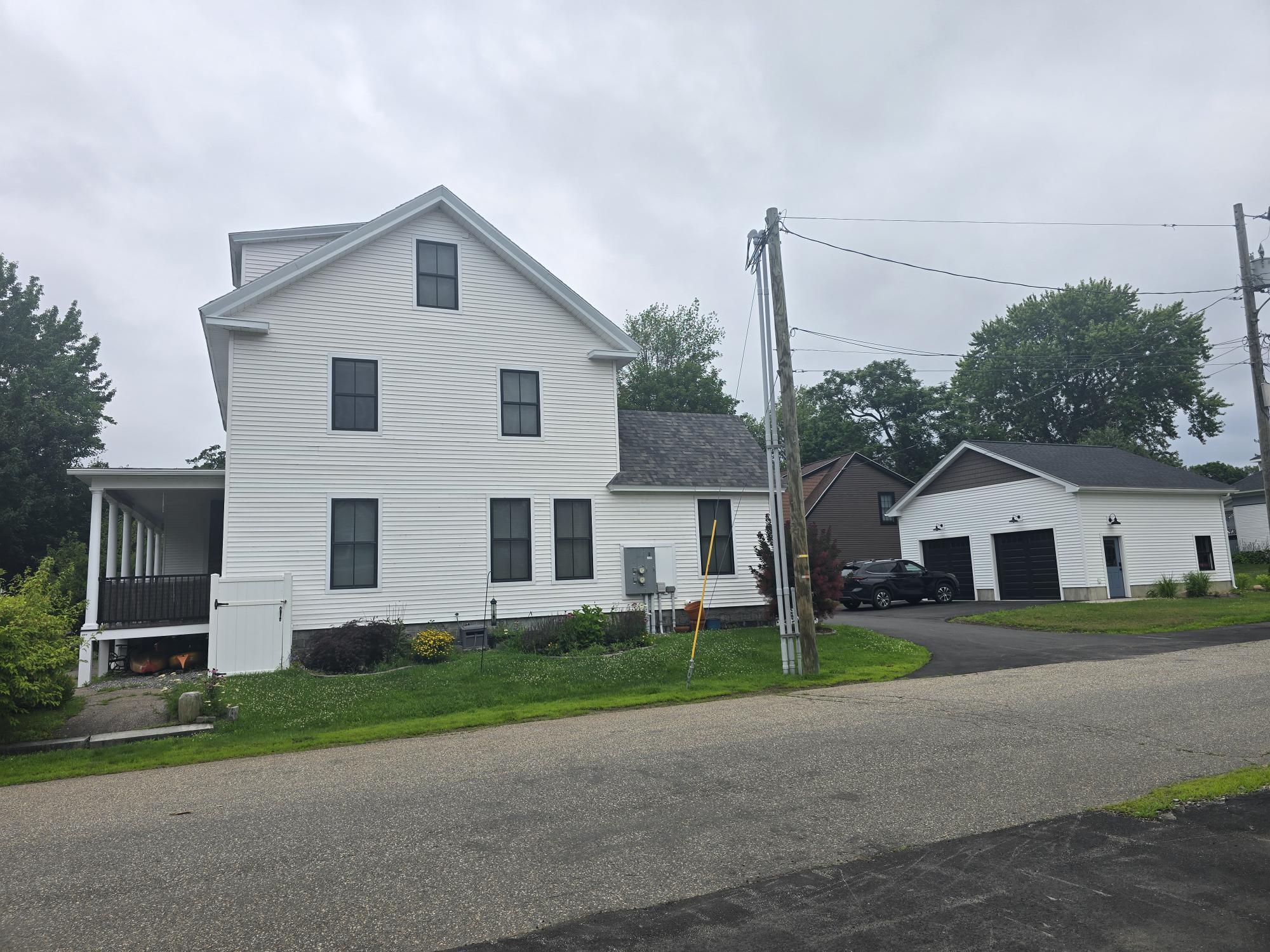 Building Photo - 101 Fenton Ave