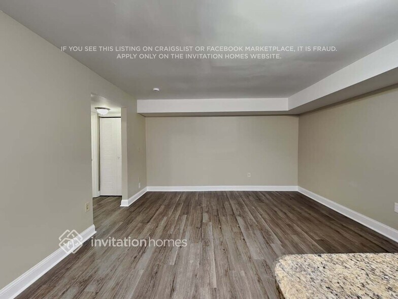 Building Photo - 10420 SW 67th St