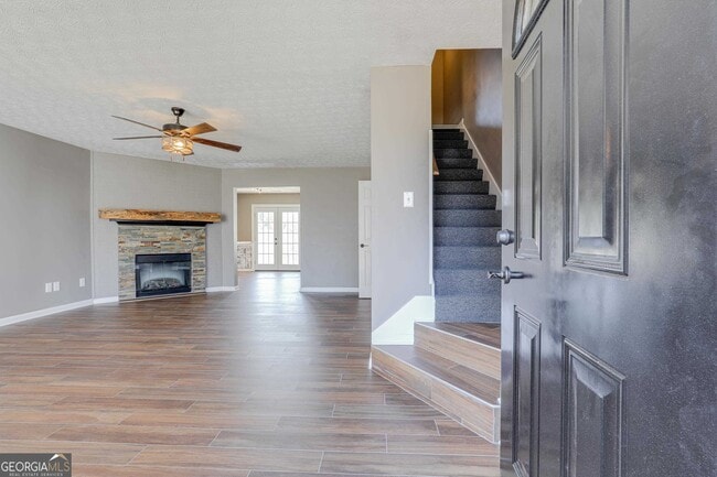 Building Photo - 130 Chastain Loop