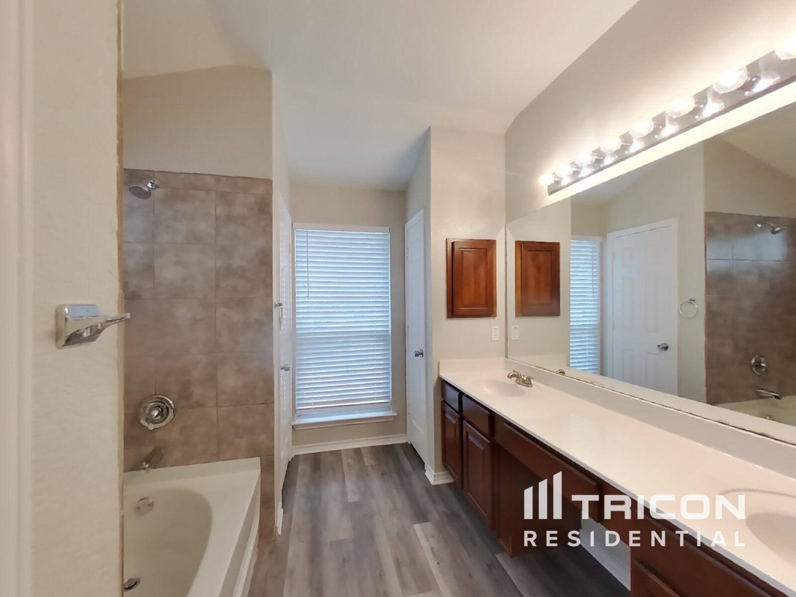 Building Photo - 9039 Thomas York Blvd