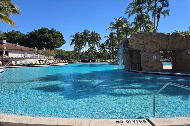 Building Photo - 11339 NW 71st St