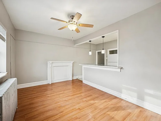 Building Photo - 7212 Oxford Ave