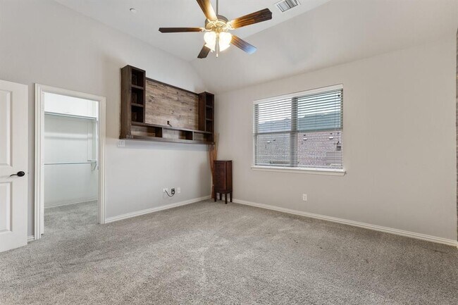 Building Photo - 4646 Rhett Ln