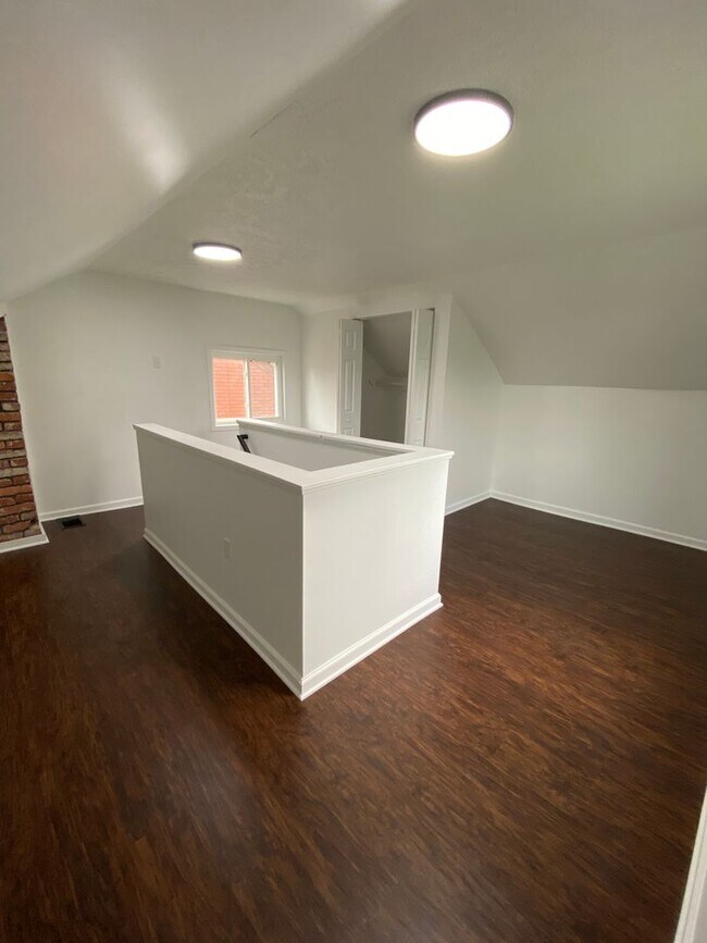 Building Photo - Available July 2026 - Completely renovated 3 bedroom home!