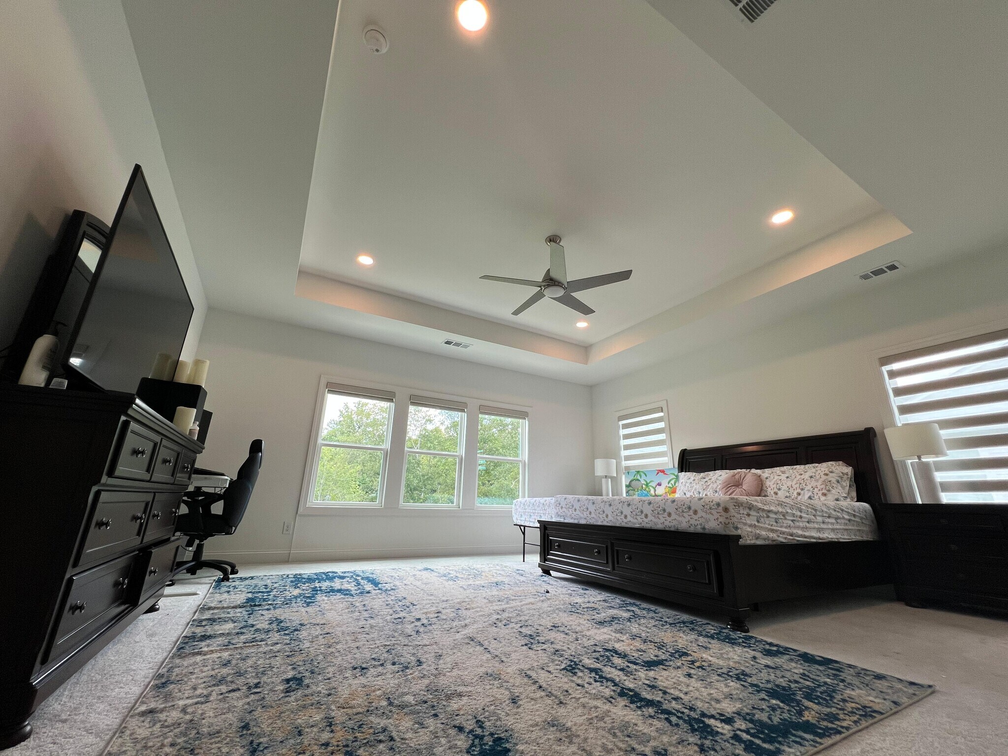 Master Bed - 6490 Pond View Dr