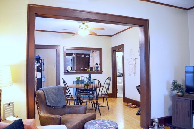 Primary Photo - 3115 Girard Ave S