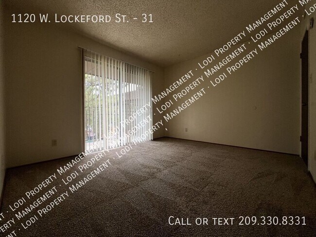 Building Photo - 1120 W Lockeford St