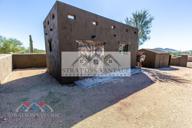 Building Photo - 39614 N 7th St