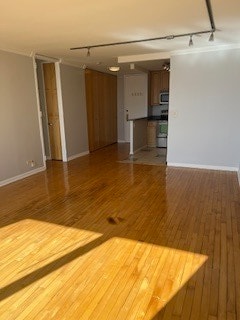 Building Photo - 720 W Gordon Terrace