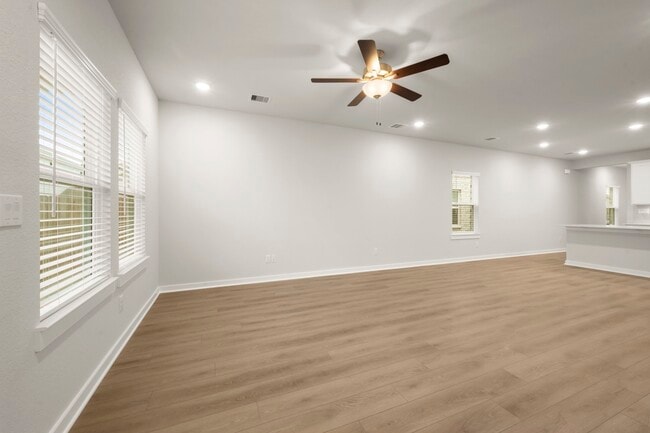 Building Photo - 8619 Blueberry Ash St