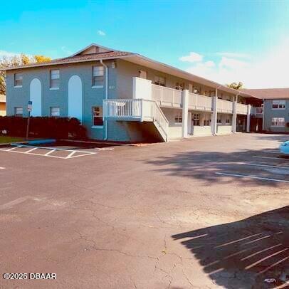 Building Photo - 1830 S Palmetto Ave