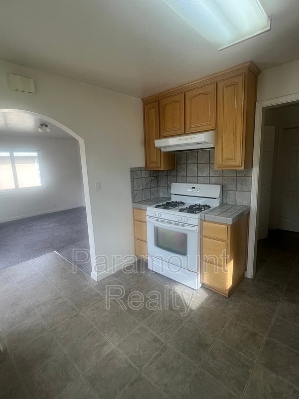 Building Photo - 188 N 14th St