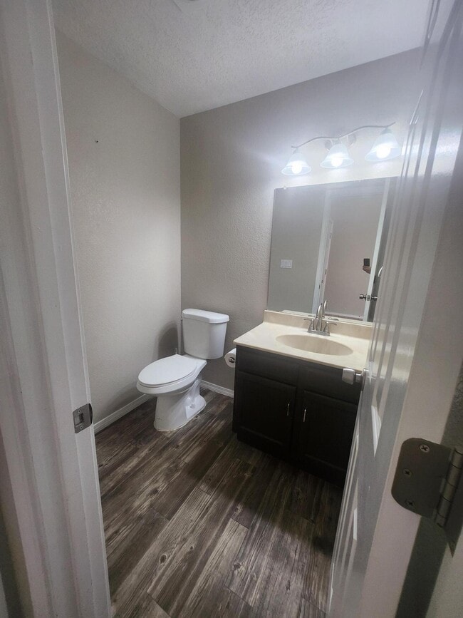 Building Photo - 7720 Ranchwood Dr NW