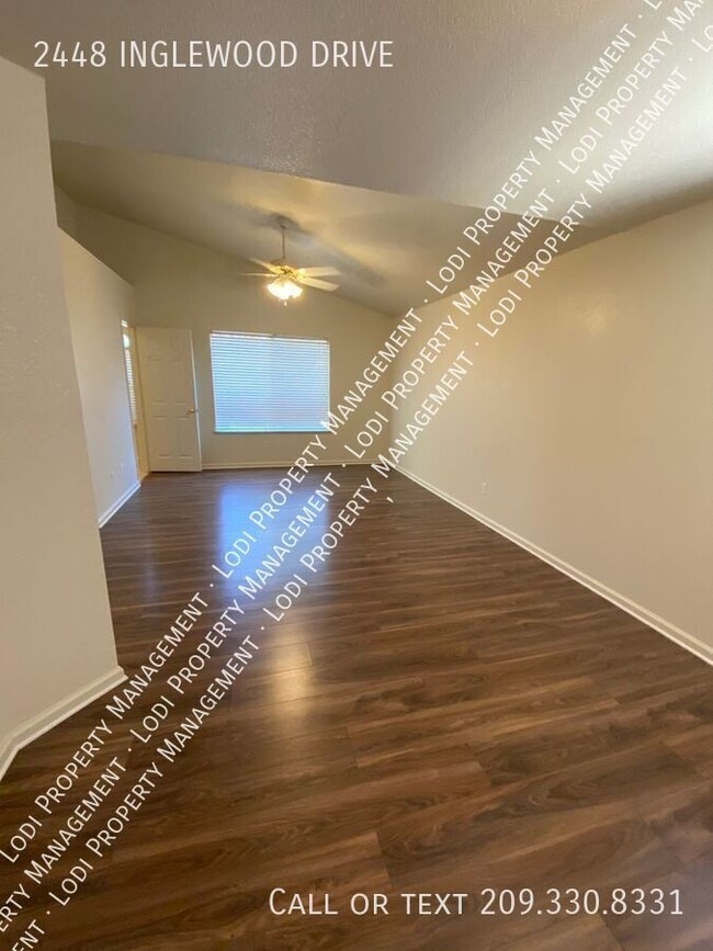 Building Photo - 2448 Inglewood Dr