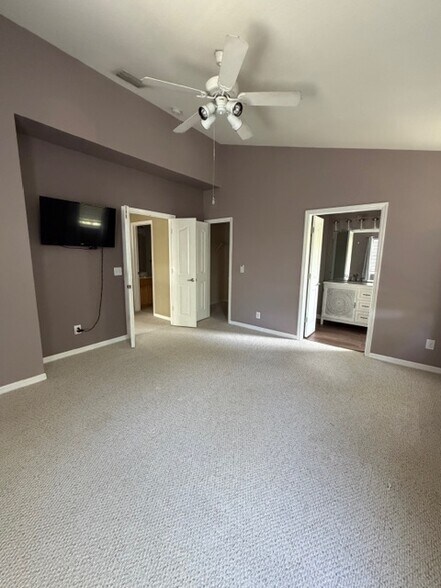 Building Photo - 2927 Bayshore Pointe Dr