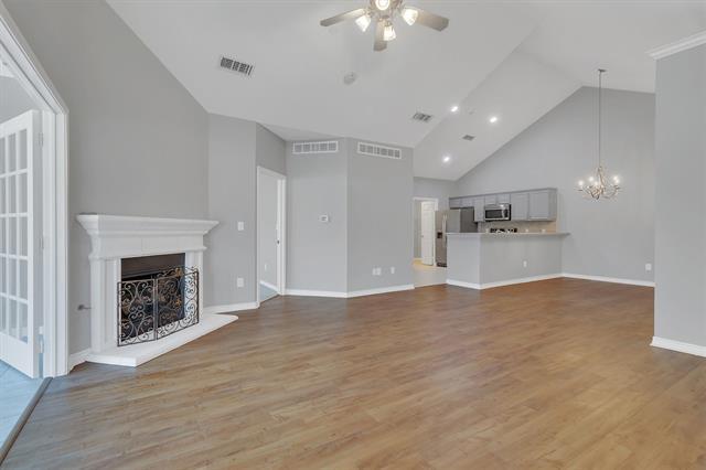 Building Photo - 2601 Marsh Ln