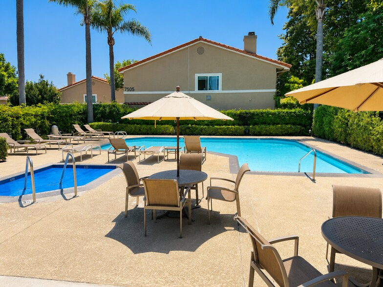 Pool Area - 7565 Charmant Dr