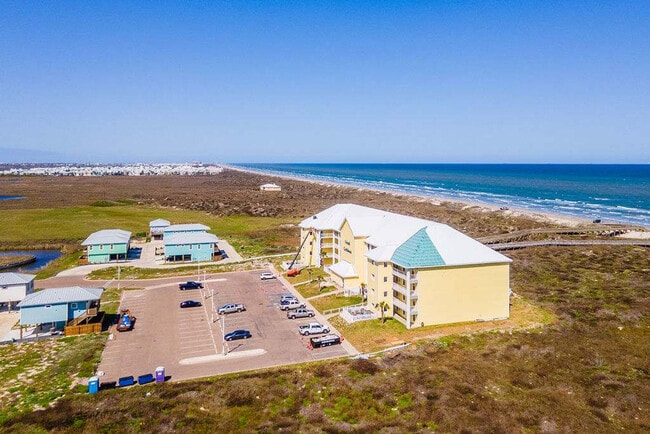 Building Photo - 16 Cut Off Rd