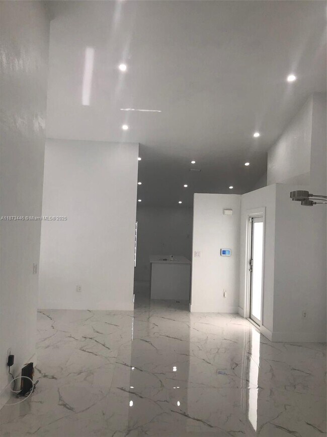 Building Photo - 5531 NW 188th St