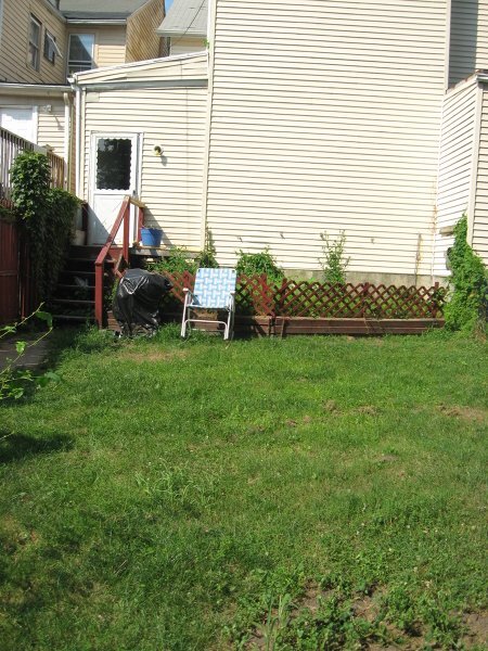 Building Photo - 28 Brainard St