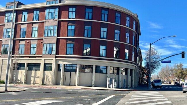 Building Photo - Adeline Place – Modern Comfort & Sophisticated 1 Bed / 1 Bath