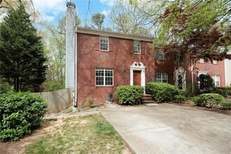 Building Photo - 635 Anderson Walk