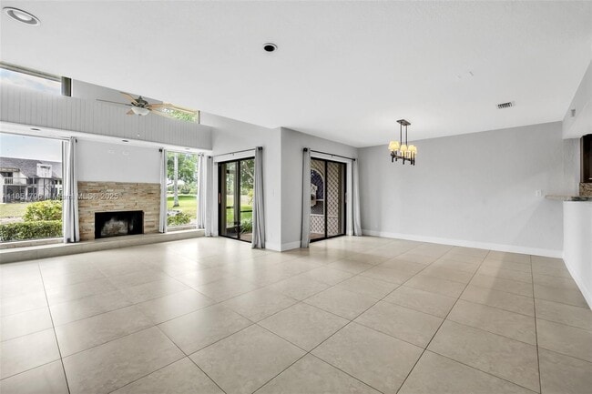 Building Photo - 22845 Ironwedge Dr