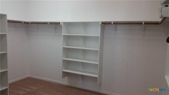 Building Photo - 10206 Alamosa Ln