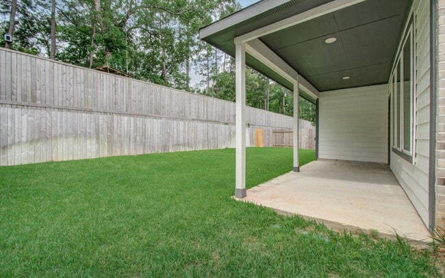 Building Photo - 10011 Angelina Wds Ln