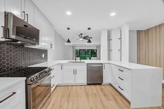 Building Photo - 6670 Villa Sonrisa Dr