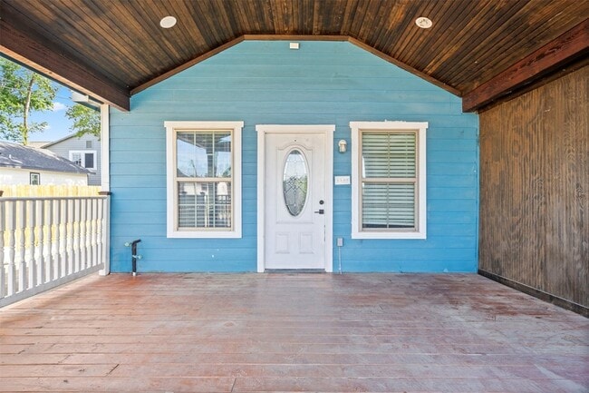 Building Photo - 7941 Goode St