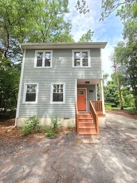 Building Photo - Located in desirable College Acres/Hillsdale area of Wilmington