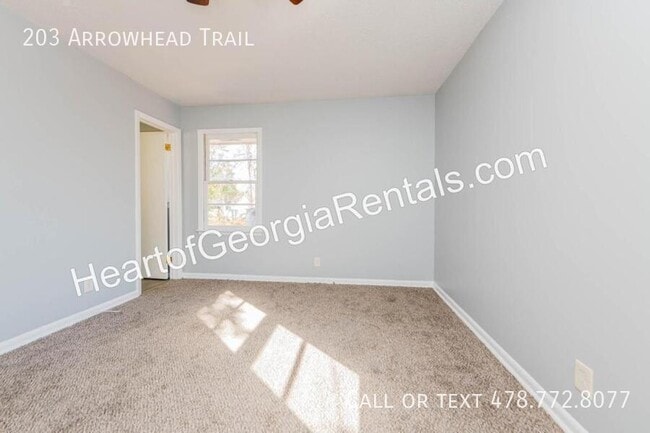 Building Photo - 203 Arrowhead Trl