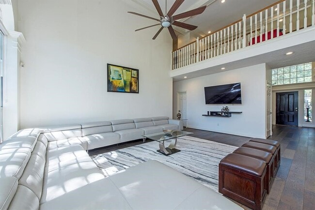 Building Photo - 14111 Manderly Dr