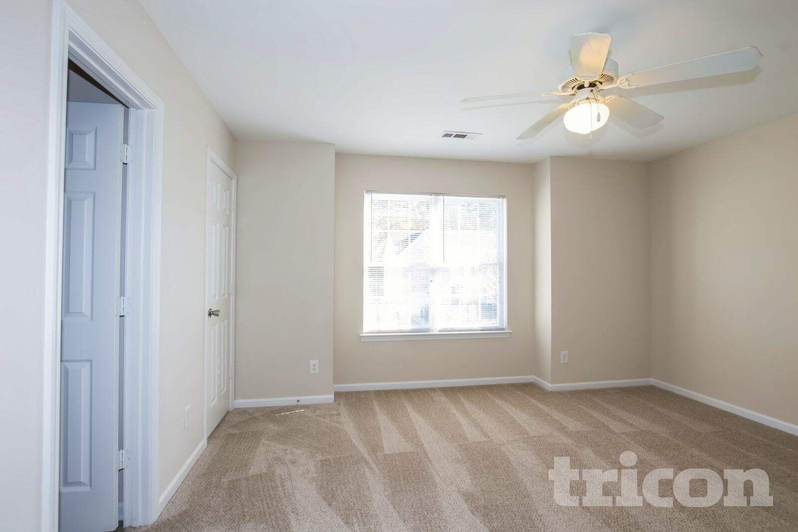 Building Photo - 7117 Roaming Path Ct