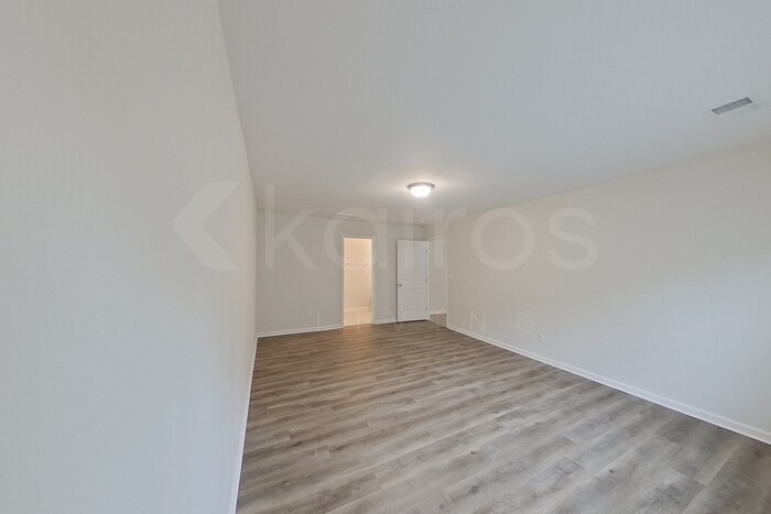 Building Photo - 19 Carrollton Dr