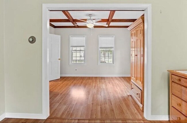 Building Photo - 45 Princeton Rd