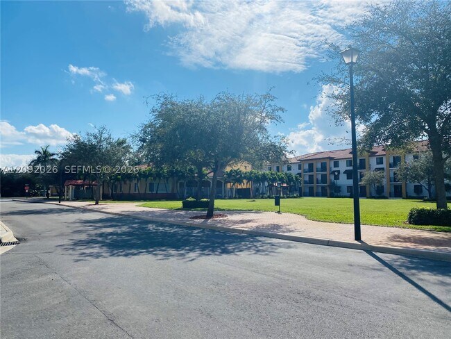 Building Photo - 3556 NW 29th Ct