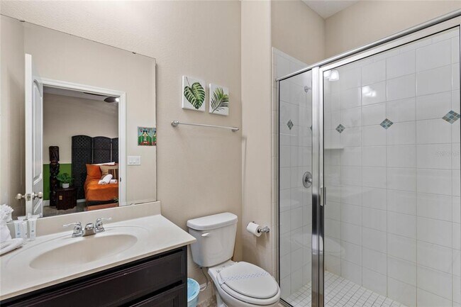 Building Photo - 5376 Oakbourne Ave