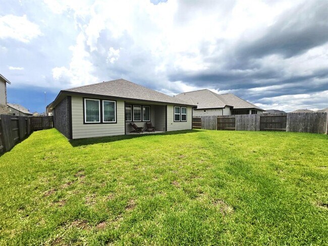 Building Photo - 17106 Plover Rock Trl