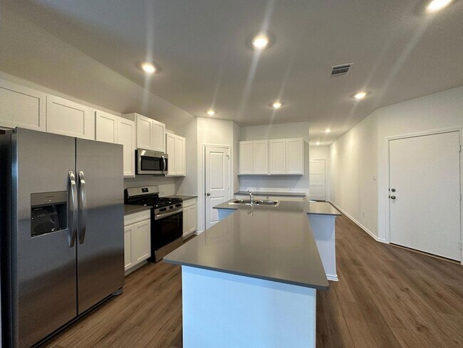 Building Photo - 1594 Marley