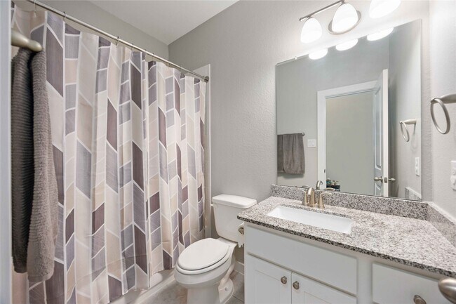 Building Photo - 12610 Woodbourne Forest Dr